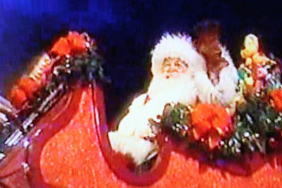 1999 WALT DISNEY WORLD VERY MERRY CHRISTMAS PARADE (ABC 12/25/99) - Image 12