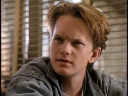 A FAMILY TORN APART (NBC-TVM 11/21/93) Neil Patrick Harris, Johnny Galecki, Linda Kelsey, Gregory Harrison, Eric Lloyd, John M. Jackson, Lisa Banes - Image 3