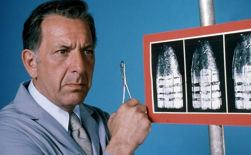 QUINCY, M.E. - THE COMPLETE SERIES (NBC 1976-1983) RETAIL QUALITY!!! Jack Klugman, Robert Ito, Garry Walberg, John S. Ragin, Val Bisoglio, Anita Gillette, Lynette Mettey - Image 4