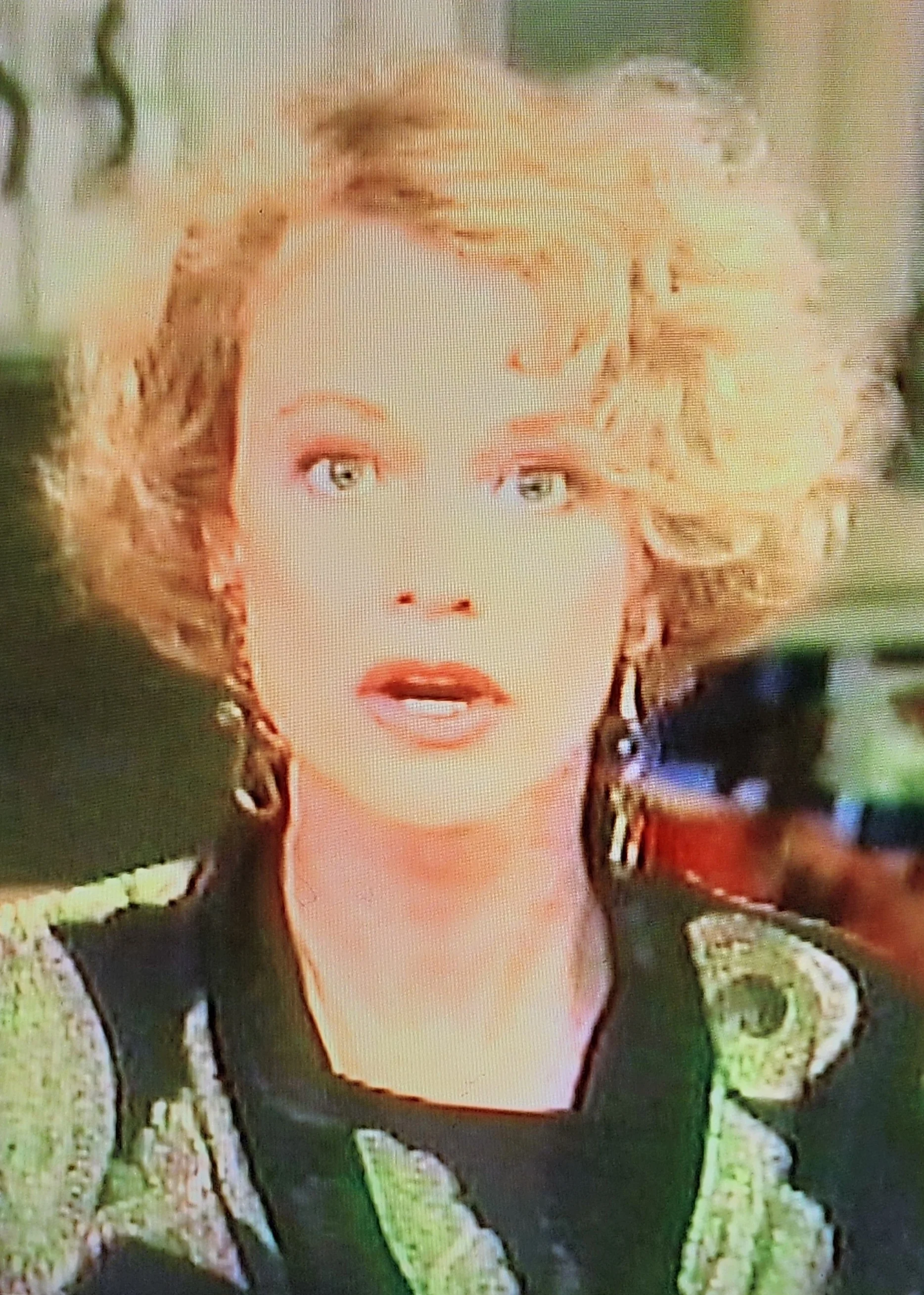 CELEBRITY GUIDE TO ENTERTAINING (1992) VERY RARE!!! Whoopi Goldberg, Dudley Moore, Henry Winkler, Steven Seagal, Terri Garr, Jon Voight, Jackie Collins, Tony Curtis, Rod Steiger, Peter Weller, Merv Griffin, Shelley Hack, Kelly LeBrock, Sarah Douglas - Image 5