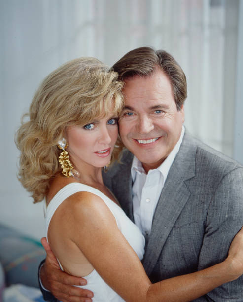 FALSE ARREST (ABC-TVM 11/3/91 & 11/6/91) Donna Mills, Robert Wagner, Steven Bauer, Brian Bonsall, Lane Smith - Image 2