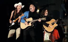 GARTH LIVE FROM CENTRAL PARK - Image 5