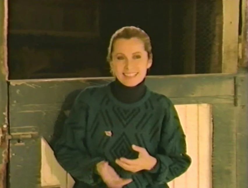 INTRODUCTION TO HORSEBACK RIDING AND HORSE CARE WITH STEFANIE POWERS (1989) VERY RARE! Stefanie Powers - Image 3