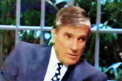 LATE SHOW STARRING JOAN RIVERS - EPISODE 15 (FOX 10/29/86) George Michael, Rita Moreno, Suzanne Somers, Tom Tryon - Image 6
