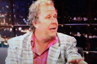 LATE SHOW, THE (FOX 9/4/87) Guest host: Jonathon Brandmeier, Ned Beatty, Troy Donahue, Johnny B and the Leisure Suits - Image 4