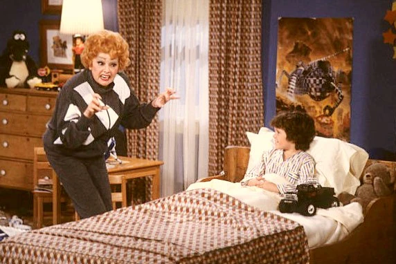 LIFE WITH LUCY – THE COMPLETE SERIES (ABC 1986) Lucille Ball, Gale Gordon, Ann Dusenberry, Larry Anderson, Jenny Lewis, Philip J. Amelio II, Donovan Scott - Image 12
