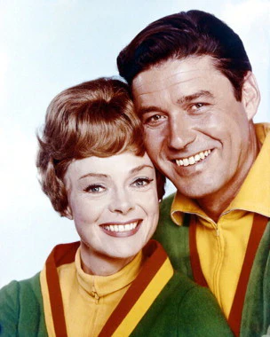 LOST IN SPACE - THE COMPLETE SERIES + BONUS FEATURES (CBS 1965-1968) RETAIL QUALITY!!! Guy Williams, June Lockhart, Mark Goddard, Marta Kristen, Angela Cartwright, Jonathan Harris, Bob May, Dick Tufeld - Image 3