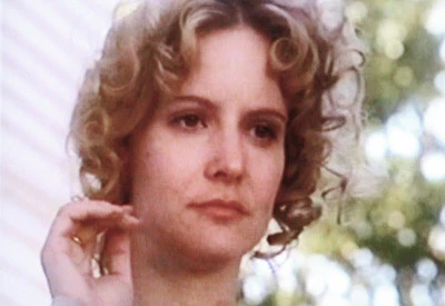 LOVE LETTER, THE (CBS-TVM 11/28/99) Campbell Scott, Jennifer Jason Leigh, David Dukes, Estelle Parsons, Daphne Ashbrook - Image 8