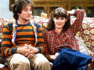 MORK & MINDY – THE COMPLETE SERIES (ABC 1978-1982) BROADCAST QUALITY!!! Robin Williams, Pam Dawber, Ralph James, Jonathan Winters, Conrad Janis, Elizabeth Hudson, Robert Donner, Jay Thomas, Gina Hecht, Tom Poston - Image 3