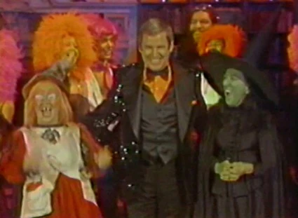 PAUL LYNDE HALLOWEEN SPECIAL, THE (ABC 10/29/76) EXCELLENT QUALITY!!! Paul Lynde, KISS, Margaret Hamilton, Billie Hayes, Betty White, Florence Henderson, Roz Kelly, Billy Barty, Donny Osmond, Marie Osmond - Image 8