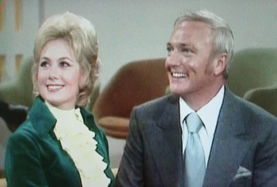 THIS IS YOUR LIFE: SHIRLEY JONES (SYN 4/29/71) Raloh Edwards, Shirley Jones, David Cassidy, Jack Cassidy, Susan Dey, Richard Rogers, Danny Bonaduce,Jeremy Gelbwaks, Suzanne Cough Shaun Cassidy, Patrick Cassidy, Ryan Cassidy - Image 10