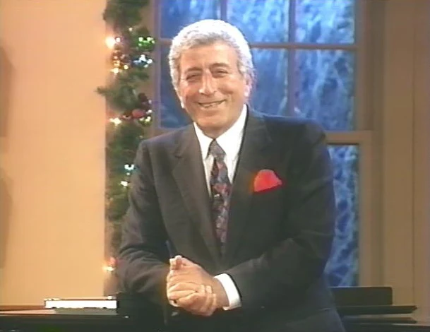 TONY BENNETT - A FAMILY CHRISTMAS - Image 3