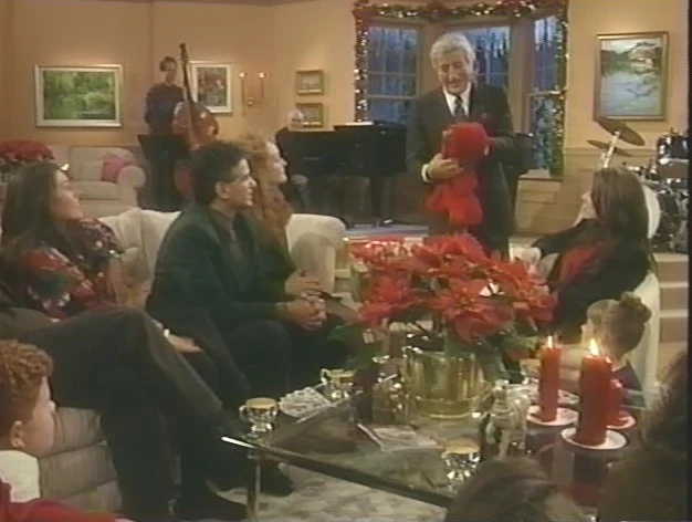 TONY BENNETT - A FAMILY CHRISTMAS - Image 7