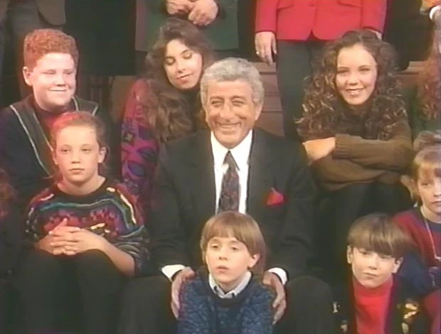 TONY BENNETT - A FAMILY CHRISTMAS - Image 9