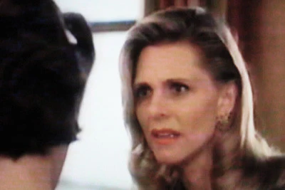 TREACHEROUS CROSSING (USA-TVM 4/8/92) - Image 3